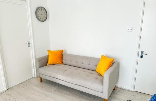 De Beauvoir Apartment | 3 Bedroom Flat Haggerston, Hackney, London