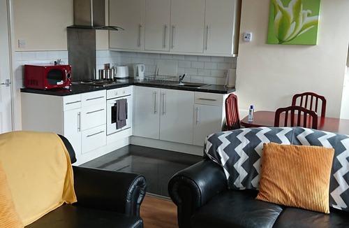 Wallasey Apartment | 3 Bedroom Flat: King St Wallasey