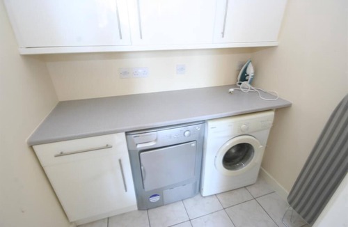 Wallasey Apartment | 3 Bedroom Flat: King St Wallasey