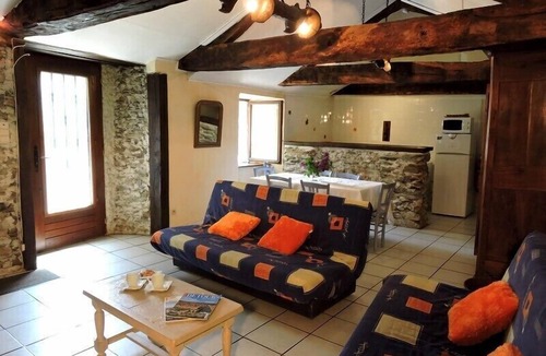 Vabre House | 3 Bedrooms Private Vacation Home In Montredon-Labessonnié