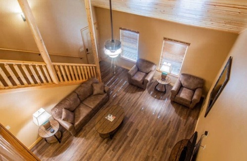 Gruene Condo | 3 Bedroom Fully Furnished Condo