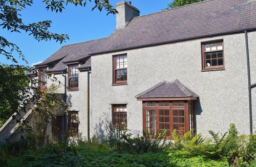 Dwyran Cottage | 3 bedroom accommodation in Llangaffo, Anglesey