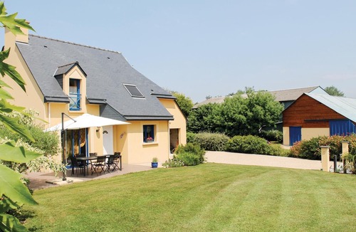 Planguenoual House | 3 bedroom gorgeous home in Lamballe-Armor