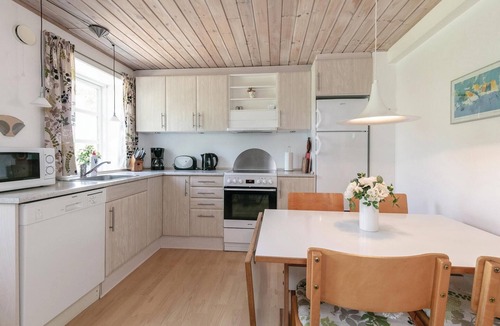 Sandvig Apartment | 3 bedroom gorgeous apartment in Allinge