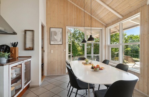 Lyngsbæk Strand House | 3 bedroom gorgeous home in Ebeltoft