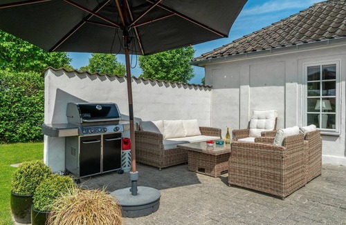 Lyngsbæk Strand House | 3 bedroom gorgeous home in Ebeltoft