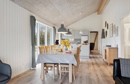 Trend House | 3 bedroom gorgeous home in Løgstør