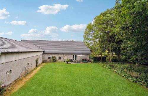 Lem House | 3 bedroom gorgeous home in Lem St