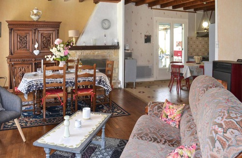 Biras House | 3 bedroom gorgeous home in Biras