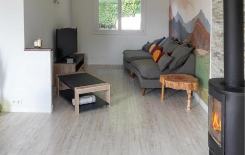 Parigne House | 3 Bedroom Gorgeous Home In Parigné