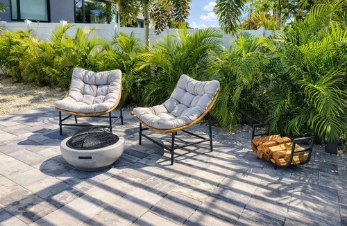 Long Meadow House | 3-Bedroom Heated Saltwater Pool near Siesta Key and Downtown