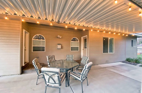 Richland House | 3-bedroom Home for Working Professionals