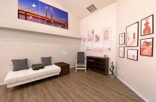 Richland House | 3-bedroom Home for Working Professionals