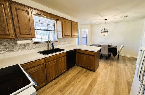 Ferndale House | 3 Bedroom Home in Avilla