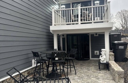 Bethesda House | 3-bedroom home in awesome quiet neighborhood of Bethesda with WiFi, AC