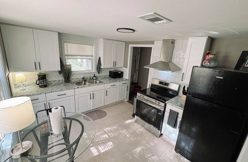 Sherwood House | 3 Bedroom Home near Hospital, Golf, and Gentle Living.