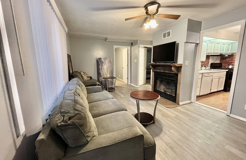 Beach Park House | 3 Bedroom Home near Naval Base!