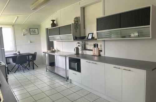 Sandgate House | 3 Bedroom Home Sandgate