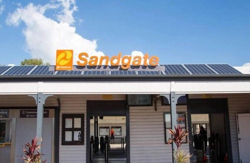 Sandgate House | 3 Bedroom Home Sandgate