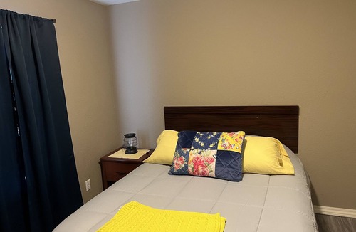 Clarksville House | 3 bedroom home