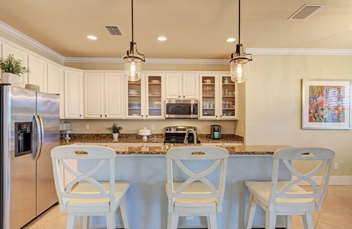 Bradenton House | 3 bedroom home with private pool and hot tub in Riverstrand Golf & Country Club