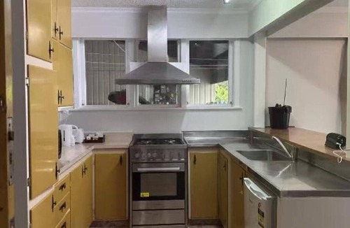 Palmerston North House | 3 bedroom House, 77 Slacks