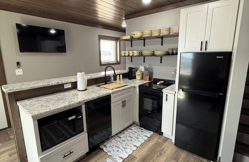 Marion House | 3 Bedroom house close to Olde Mill Venue and state land