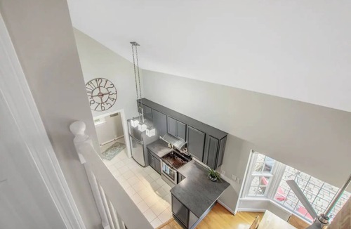 Richmond House | 3-bedroom house close to everything with private fenced in backyard.