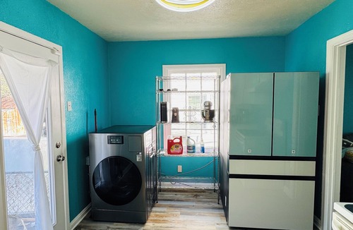 Temple House | 3-bedroom house. Everything you need in one spot. quiet and cozy home.