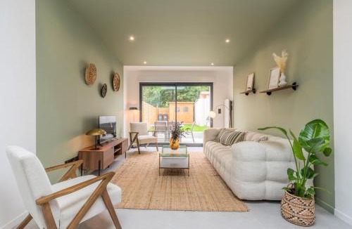 Marcq-en-Baroeul House | 3 bedroom house with garden, free parking