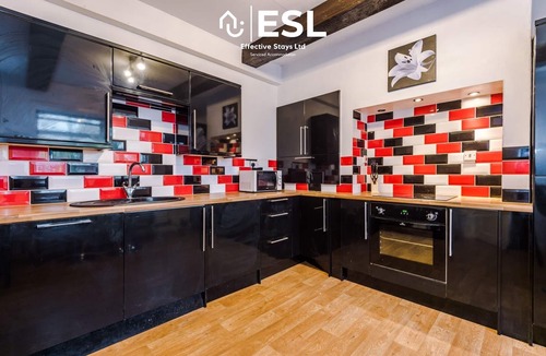 Blacon House | 3 Bedroom House - Garden-Parking