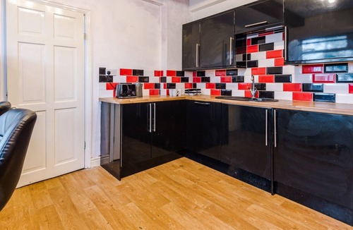 Blacon House | 3 Bedroom House - Garden-Parking