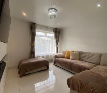 Great Houghton House | 3 Bedroom House