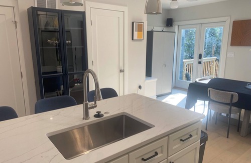 Trinidad House | 3-bedroom House in Awesome Washington D.C. with Deck