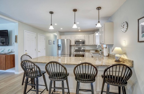 Lagoon Heights House | 3-bedroom house in charming Oak Bluffs with WiFi, AC. Start your vacation