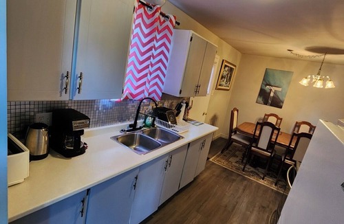Elliot Lake House | 3 Bedroom House in Elliot Laken