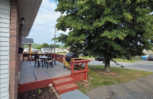 Elliot Lake House | 3 Bedroom House in Elliot Laken
