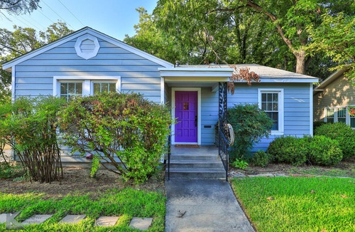 Sayles Blvd. Area House | 3-bedroom house in central Abilene with modern amenities and nostalgic charm.