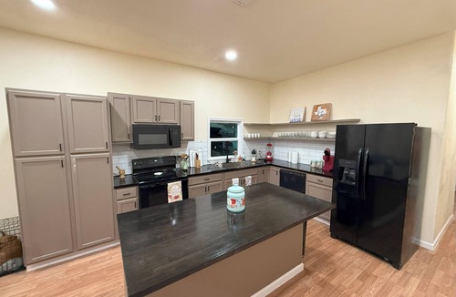 Waco House | 3-bedroom house in charming Waco with WiFi, AC. Start your getaway