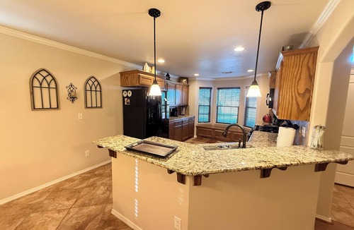 Amarillo House | 3-bedroom house in cool City-View Amarillo with refreshing AC