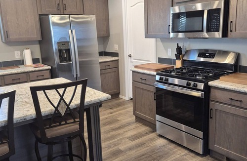 Anchorville House | 3-bedroom house in cool Clay with AC