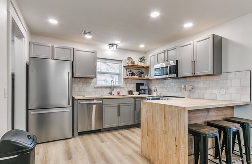 El Reno House | 3-bedroom house in El Reno near Lake and rt 66!