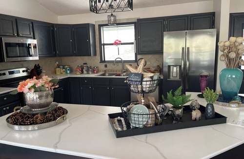 Ruidoso House | 3-bedroom house in enchanting Ruidoso with level entry and AC