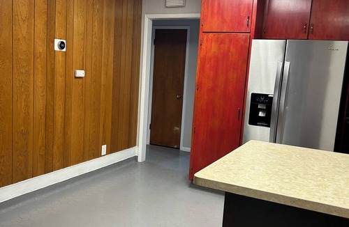 Crockett House | 3-bedroom house in fabulous Crockett with cool AC