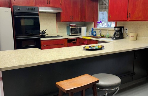 Crockett House | 3-bedroom house in fabulous Crockett with cool AC