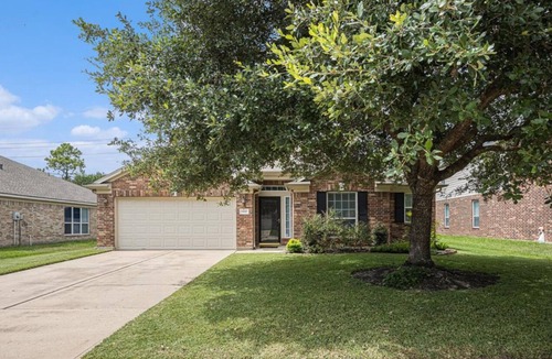 Barker House | 3-bedroom house in fabulous Houston with WiFi, AC
