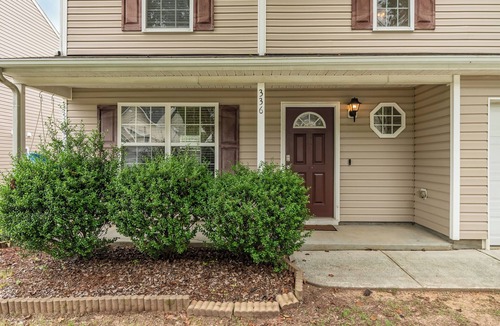 Durham House | 3-bedroom house in fantastic North Durham with cool AC and comfort