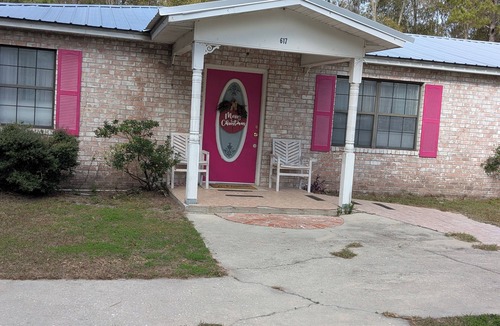 Lake City House | 3-bedroom house in gorgeous Lake City with WiFi, AC and country comfort