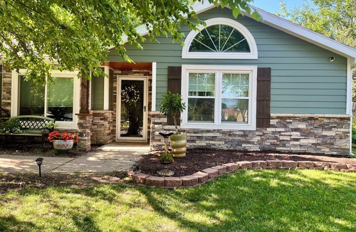 Lawrence House | 3-bedroom house in gorgeous Lawrence with easy access to K-10 and I-70