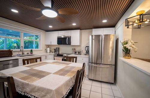 Broadview Manor House | 3-bedroom house in lovely Fort Myers with ACnWelcome to our Garden Villa!